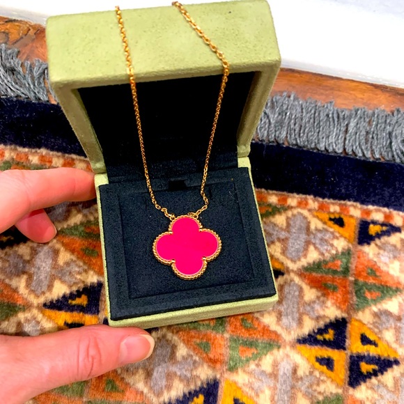 Van Cleef & Arpels Jewelry - VCA Raspberry Pink Sevres Magic pendant necklace